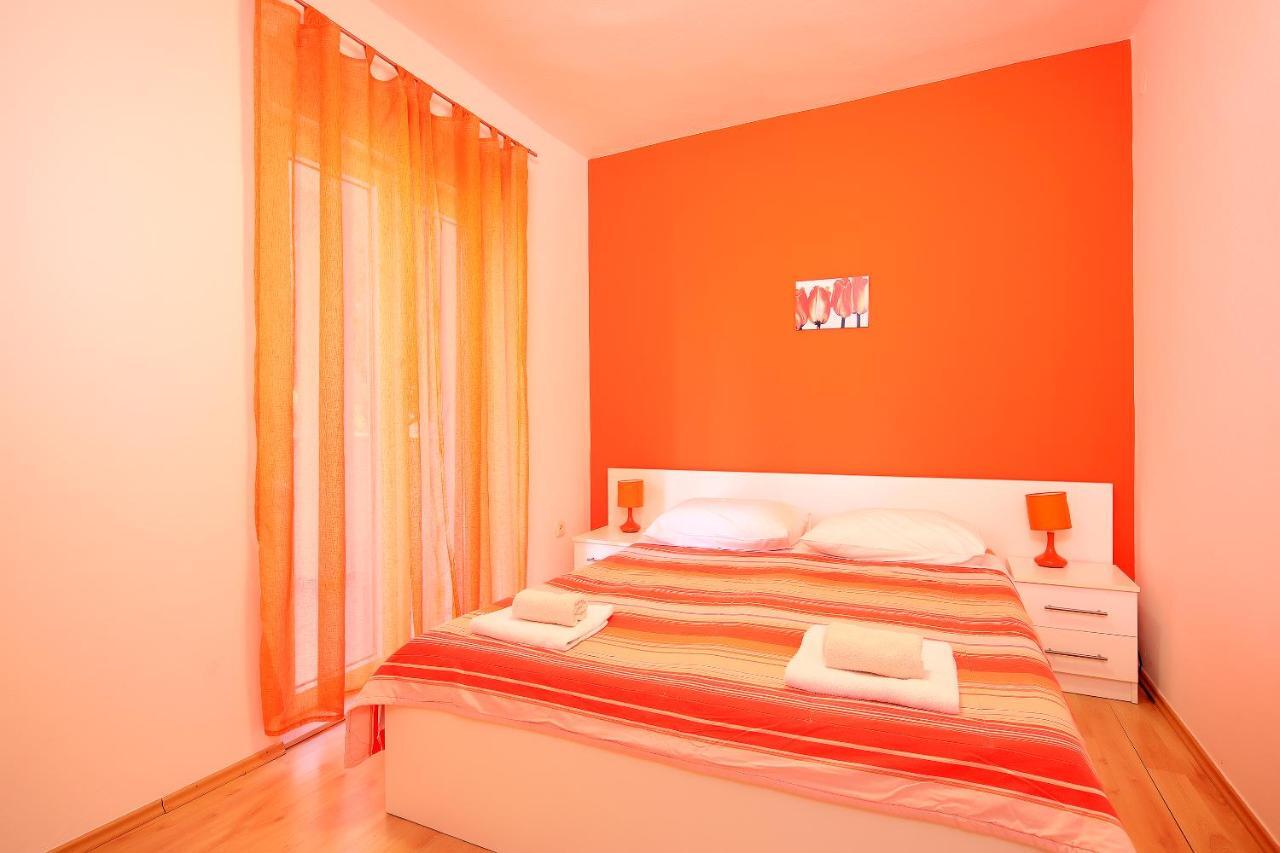 Apartments Lola Novalja Kültér fotó